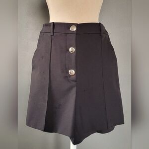 ZARA shorts. Size: M